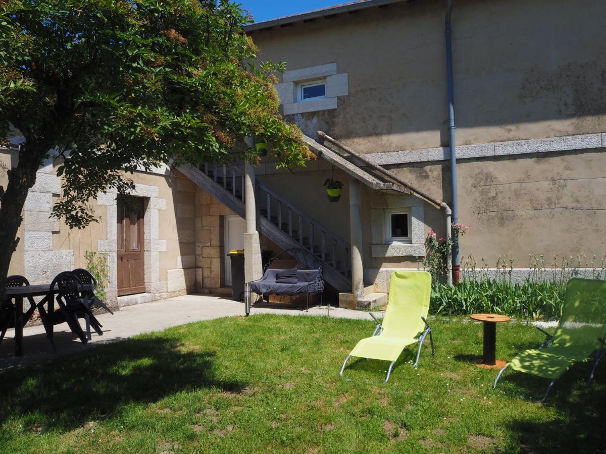 Le Gite Du Haut Chatillon-la-Palud ภายนอก รูปภาพ